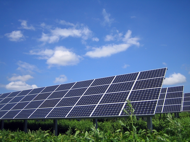 khuyến khích đầu tư điện mặt trời
